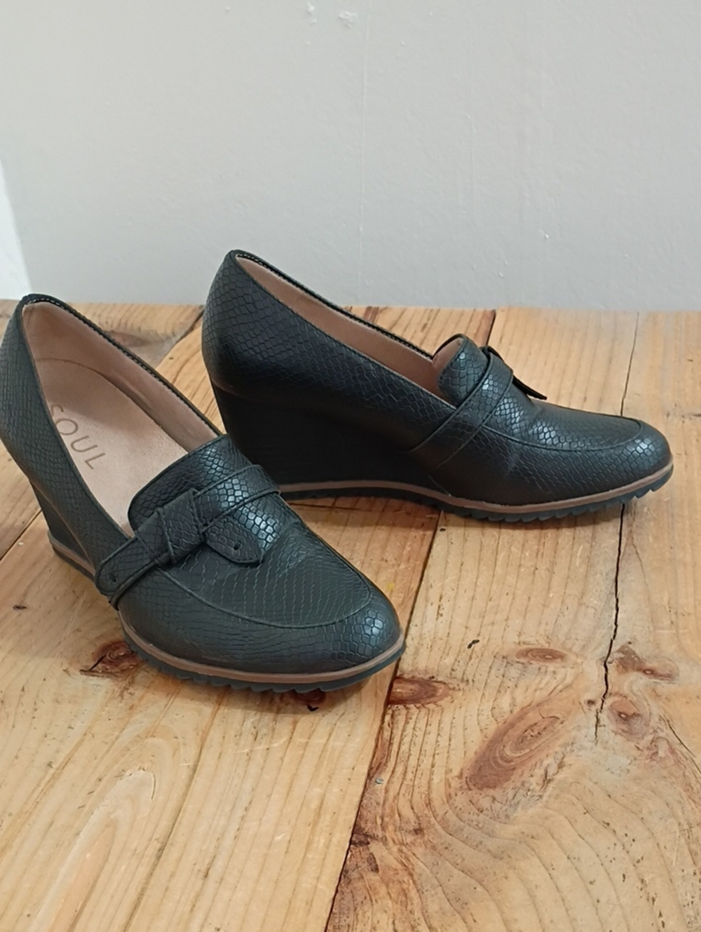 Soul by Naturalizer Black Hila Wedge Heel Loafer Size 8m